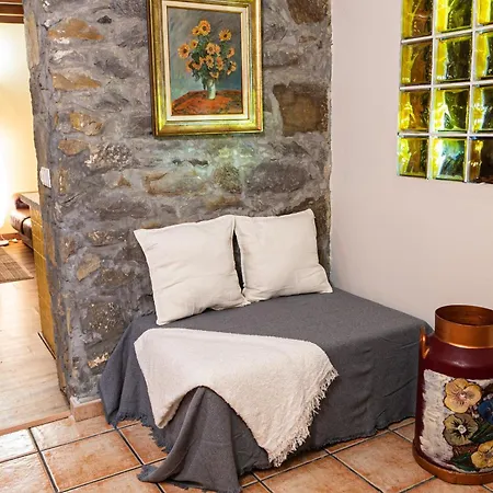 Aires Del Aramo La Vara (Riosa, Asturias)